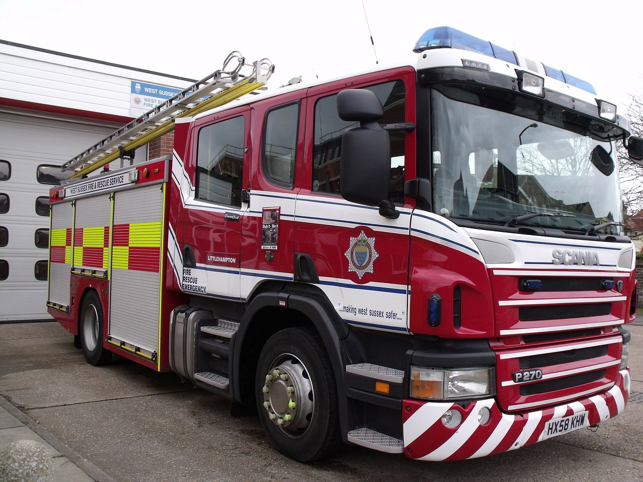image of a fire engine