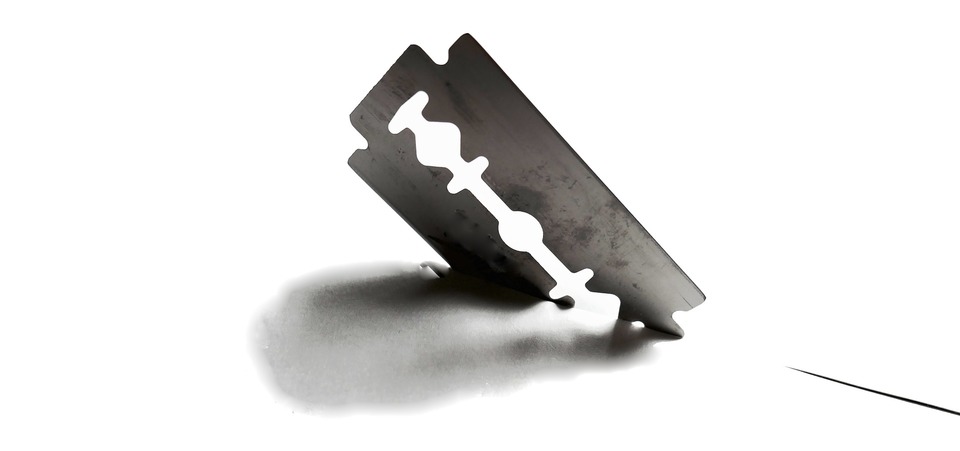 image of a razor blade